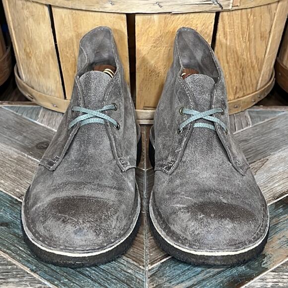Clarks Originals Distressed Taupe Suede Crepe Sole Desert Chukka Boots Womens 10 - Picture 4 of 11